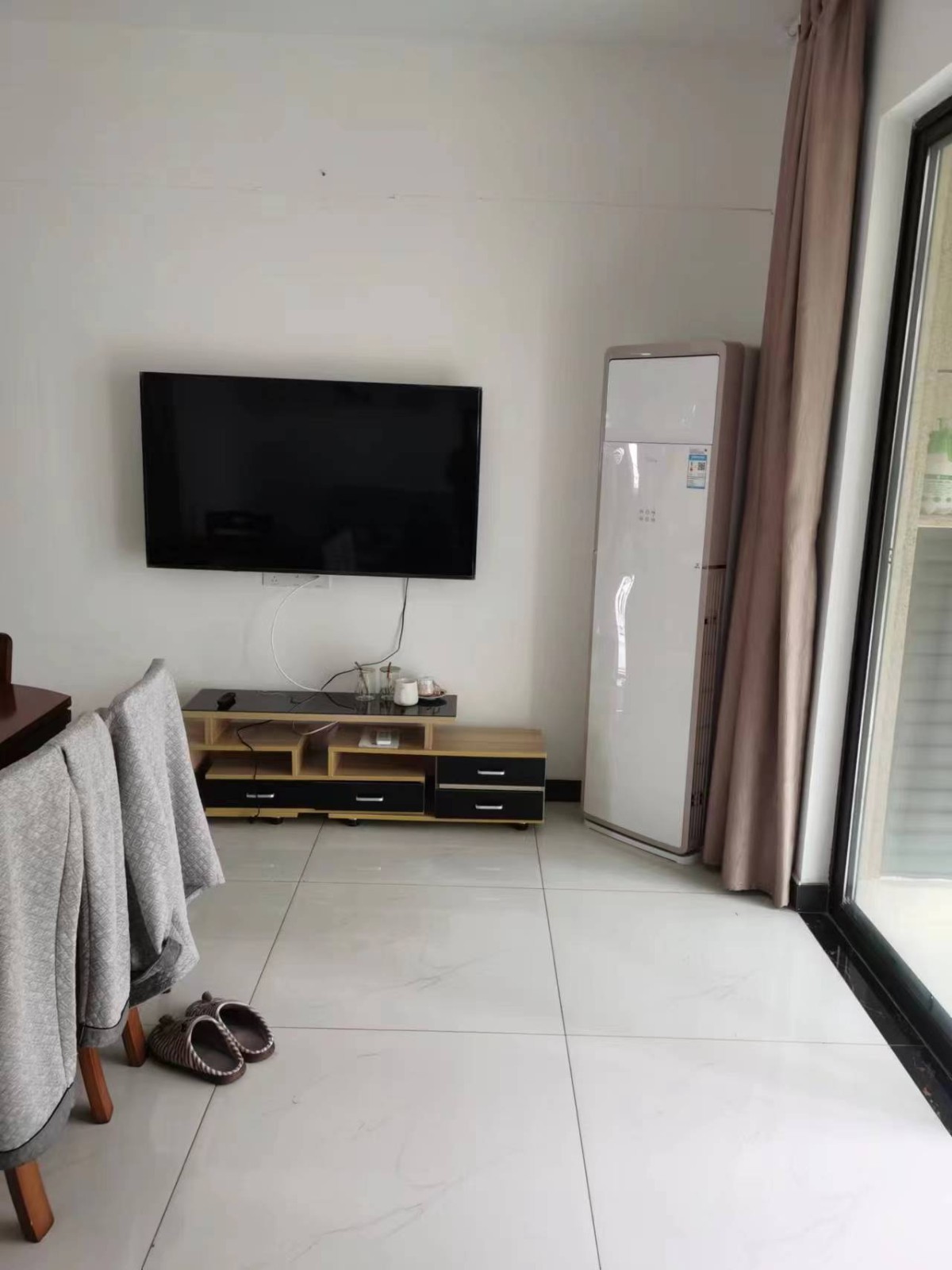 欢乐颂三室两卫精装175万直接房源钥匙在