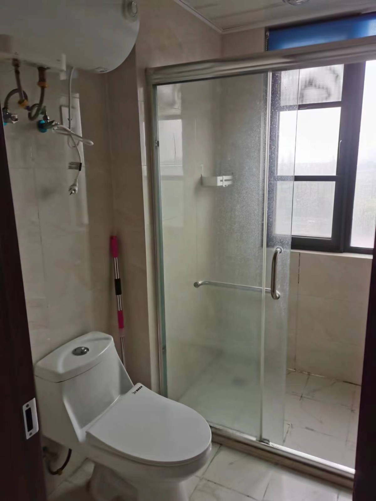 欢乐颂三室两卫精装175万直接房源钥匙在