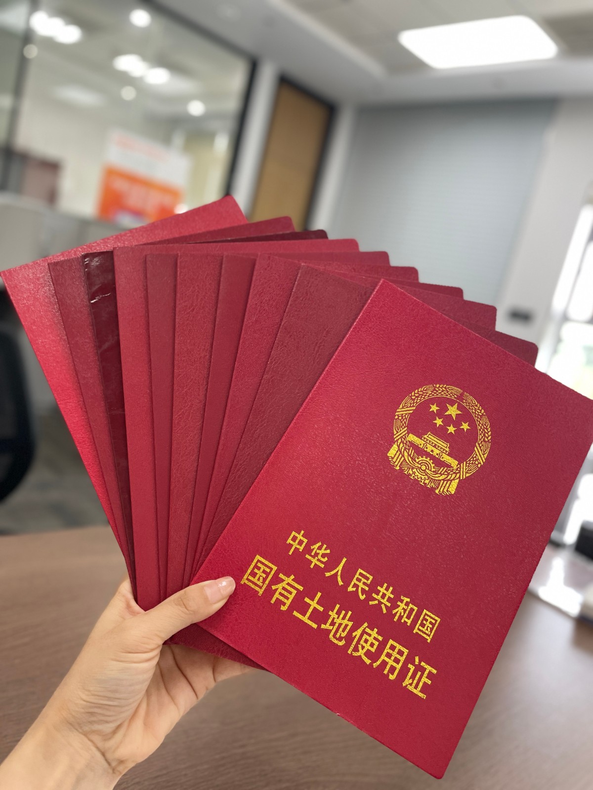 欢乐颂三室两卫精装175万直接房源钥匙在