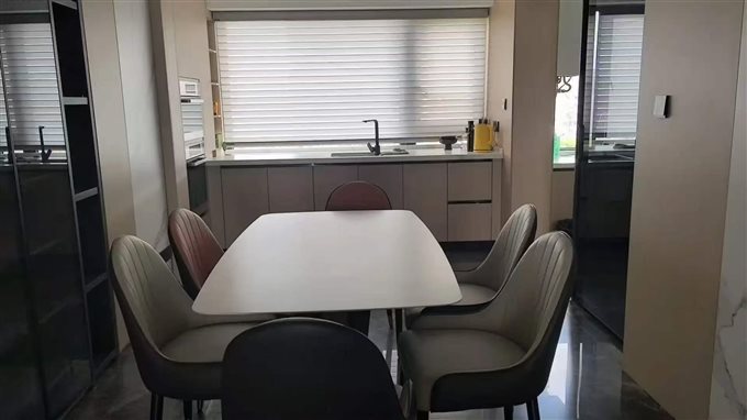 御龙公寓全新装修没入住带车位可读书