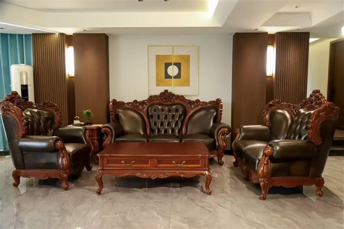 牡丹公寓大平层211平精装修直接钥匙在