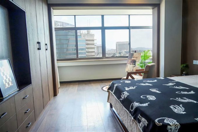 牡丹公寓大平层211平精装修直接钥匙在