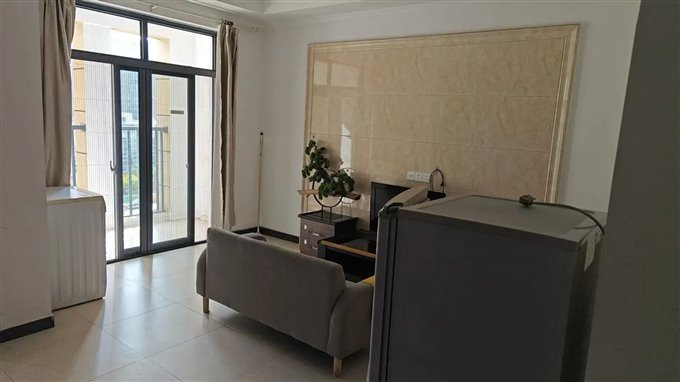 出租新潮塘南苑1700元