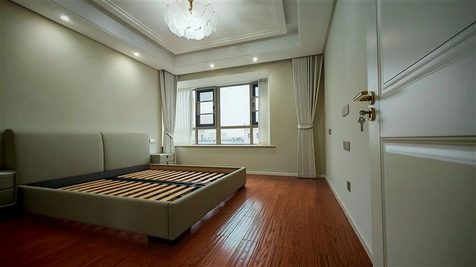 金水湾  精装未住过140平235.8万