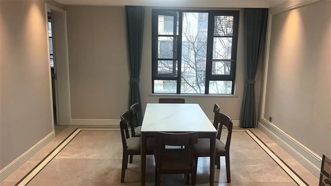 中海湖心半岛花苑