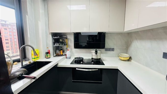 紫荆府洋房精装修92平159.6万