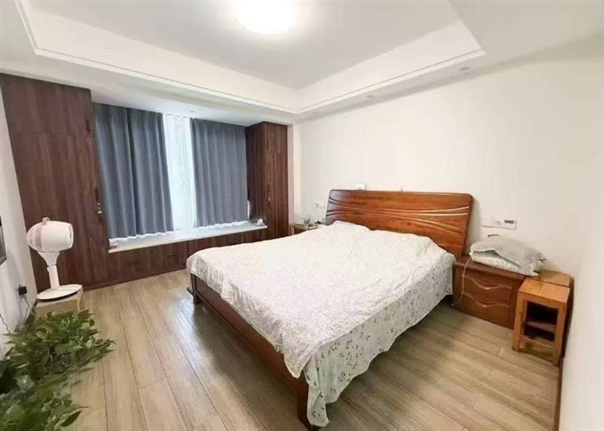 祥生望玥府洋房123平精装225万