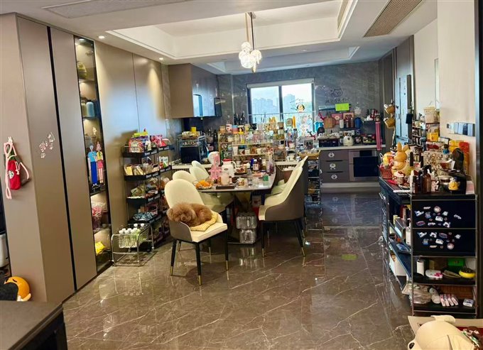 保利银杏小镇自住精装修185万一口价直接