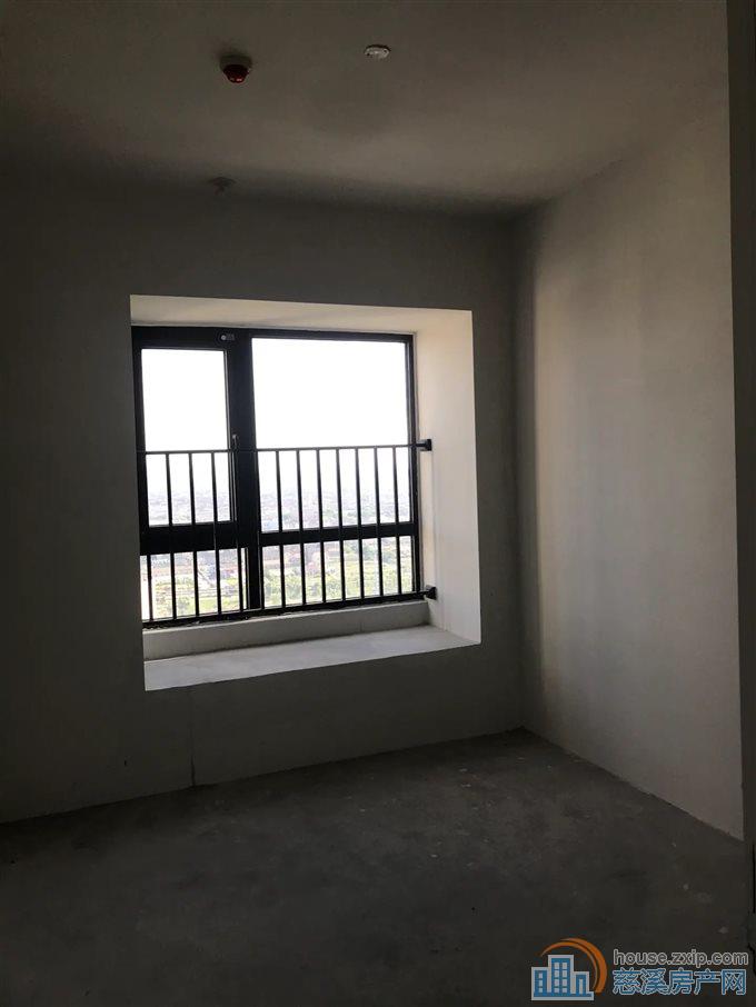 红星天铂佳苑115平92.8万带车位