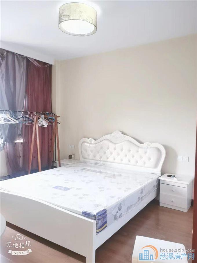 和润公寓电梯房精装修一室一厅直接房源钥匙