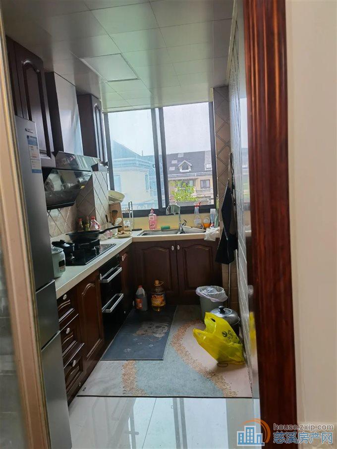 城市桃源90平110万精装带电梯