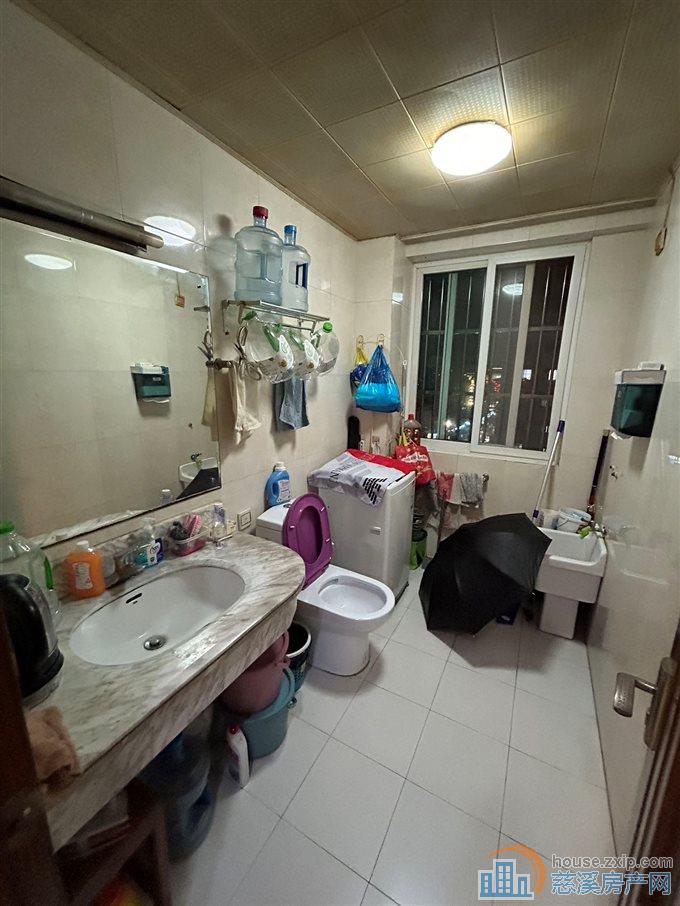 中凯华庭复式265平精装修265万