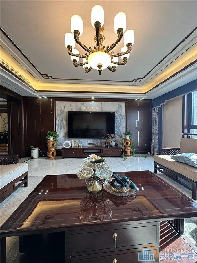 壹公馆  豪华装修 保养好 带车位