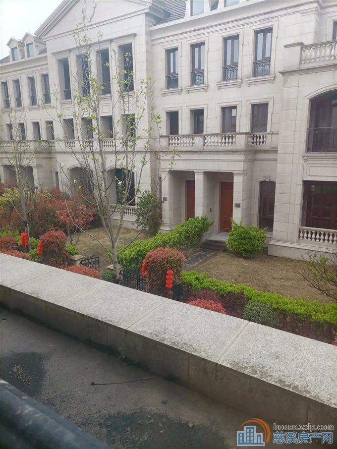 峙山庄园 460平 3车位毛坯