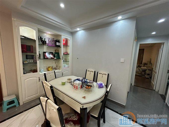 元亨雅园112平精装修175万