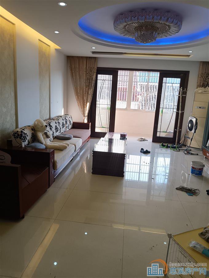 实验小学附近156平精装送车库166万