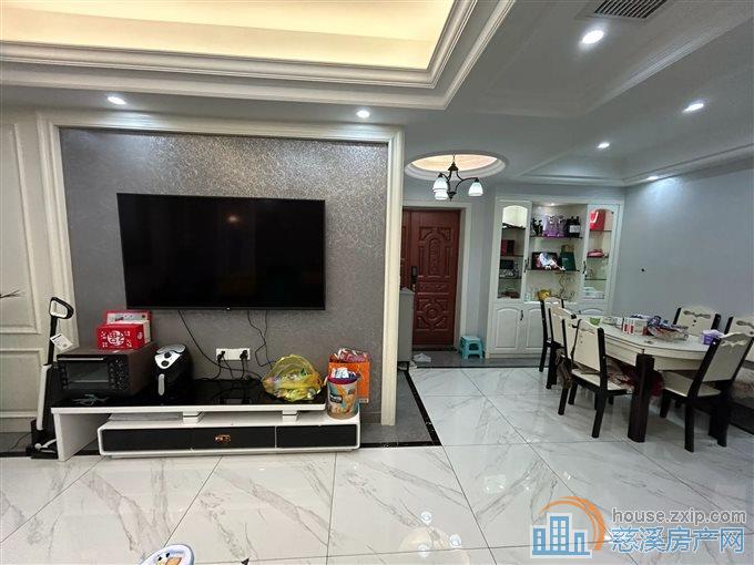 元亨雅园112平精装修175万