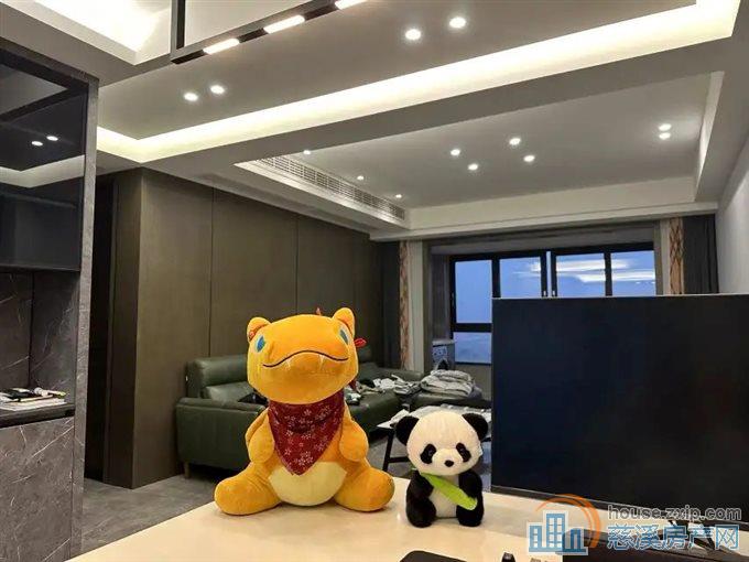 捡漏 天誉华府景观楼层视野佳 精装毛坯价