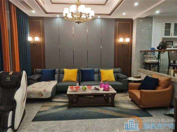 欧景苑一复二楼豪装187平送院子