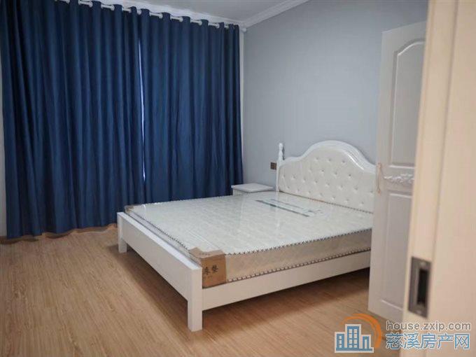 吾悦107平3室精致装修2800元直