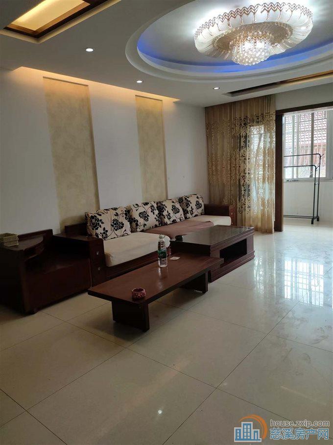 开发大道中益大酒店东边2楼3室3200元