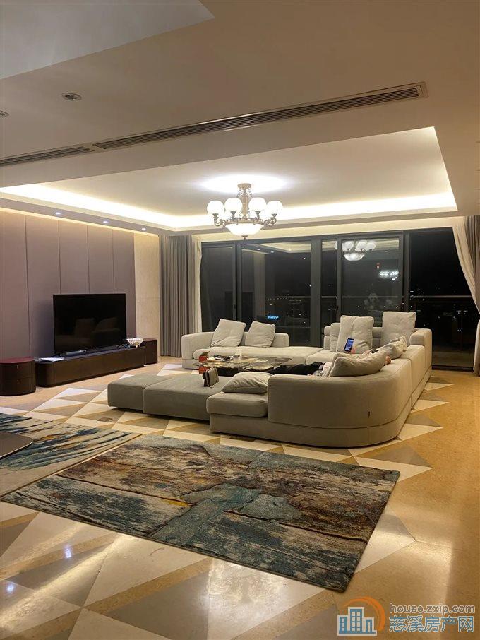 新城大道，恒元悦府288平方，大平层