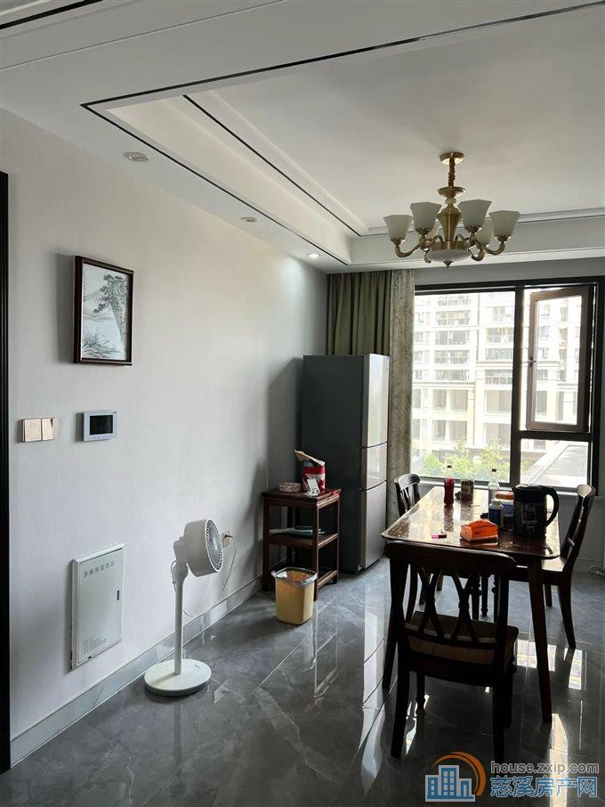 悦华府132平188万东边套吾悦商圈