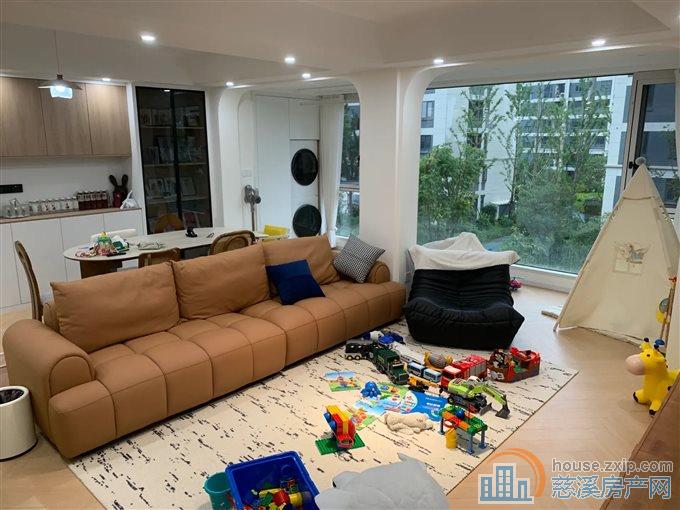 佳宁府176平228万稀缺复式奶油风