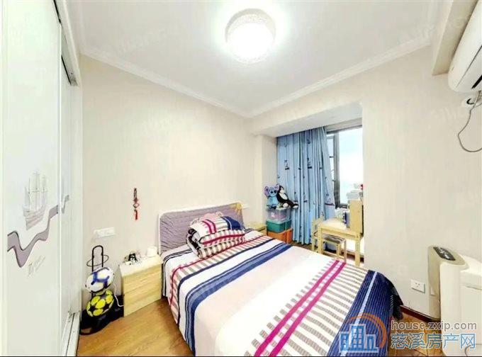 峙山庄园 精装87平方80万