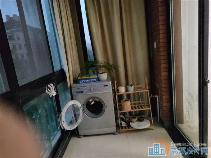 急急城市桃源，89平，多层4楼106