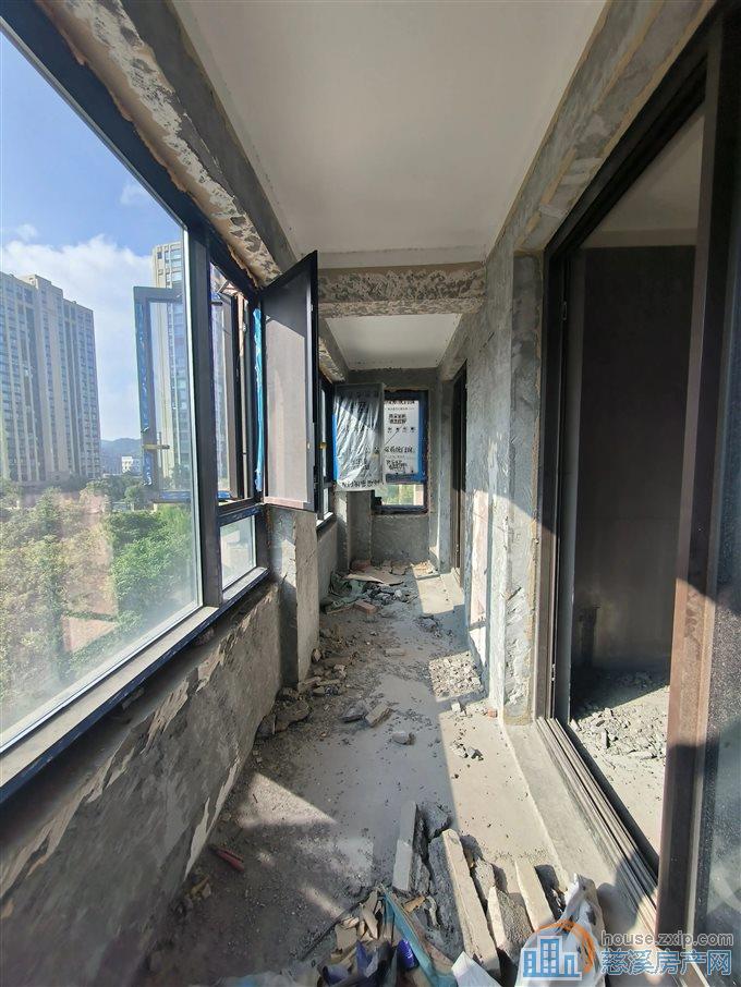 江滨之城164平212万稀缺大平层