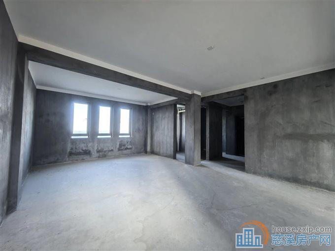 尚德家园94平87万带车位杂物间