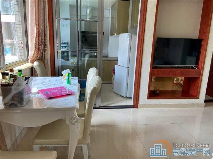 恒元新境7楼2室一厅1卫精装直接