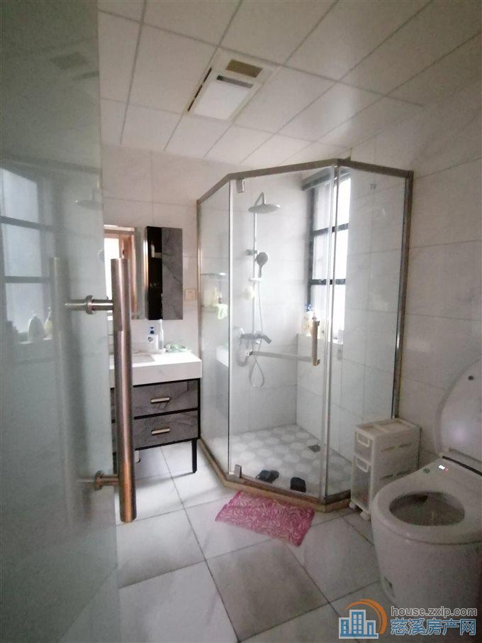 金仕华庭精装 保养好 独门独户