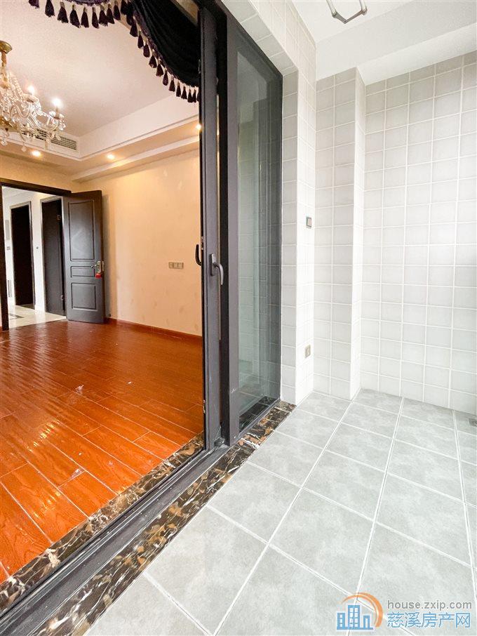 绿城诚园132平168.8万绿城物业