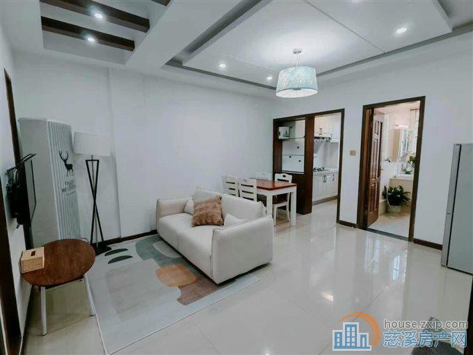 景和家园66平精装杂物间72.8万直接