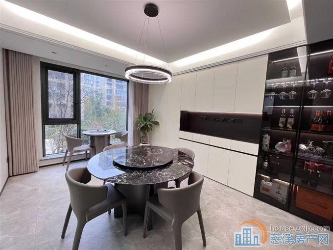 溪上旦山府173平，LW位置东边