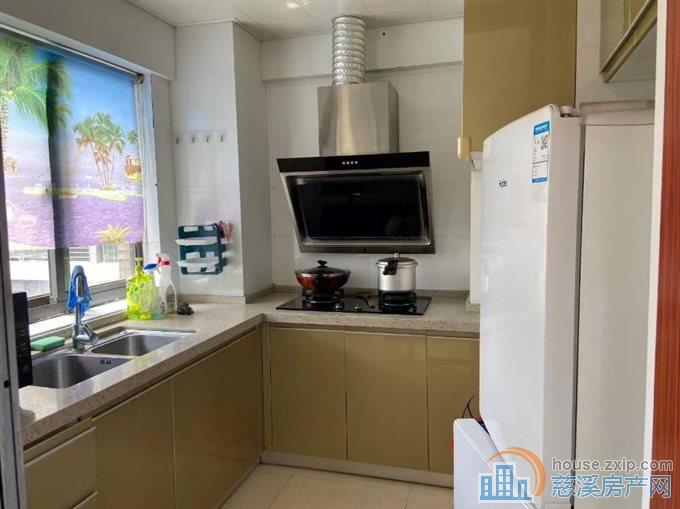 恒元新境7楼2室一厅1卫精装直接