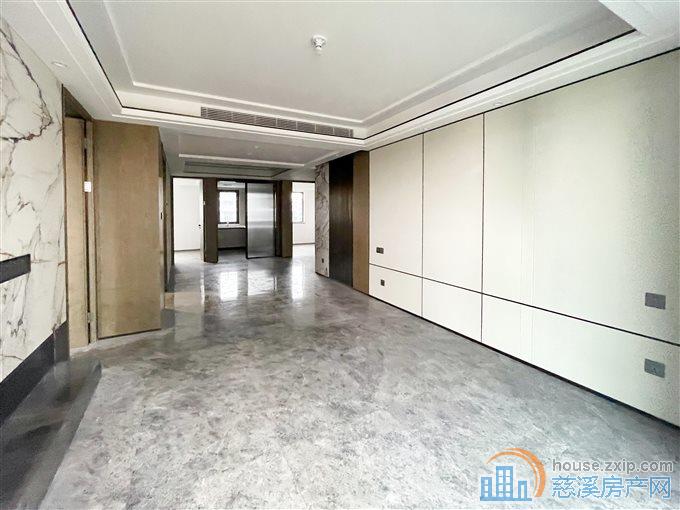 江山云望 133平精装修