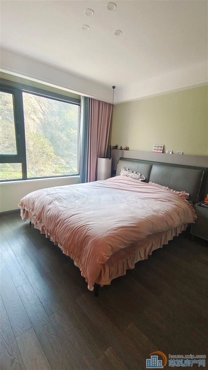 银杏小镇127平 精装拎包入住159.5