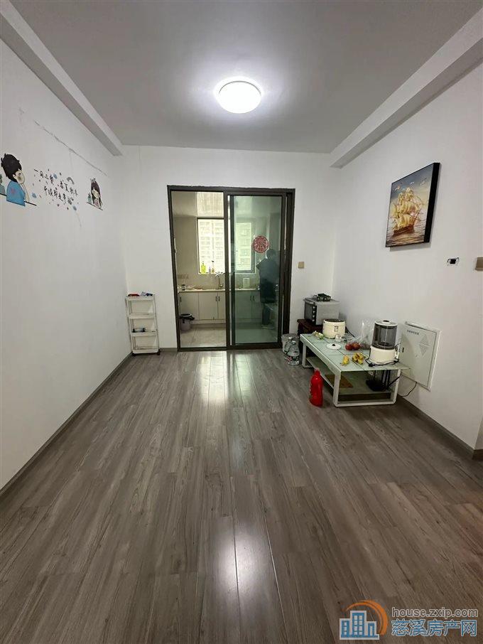 悦华府142平 208万 独门独户 简装