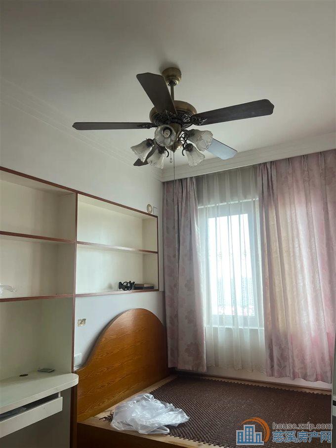 和润公寓118平139.8万带车库诚售