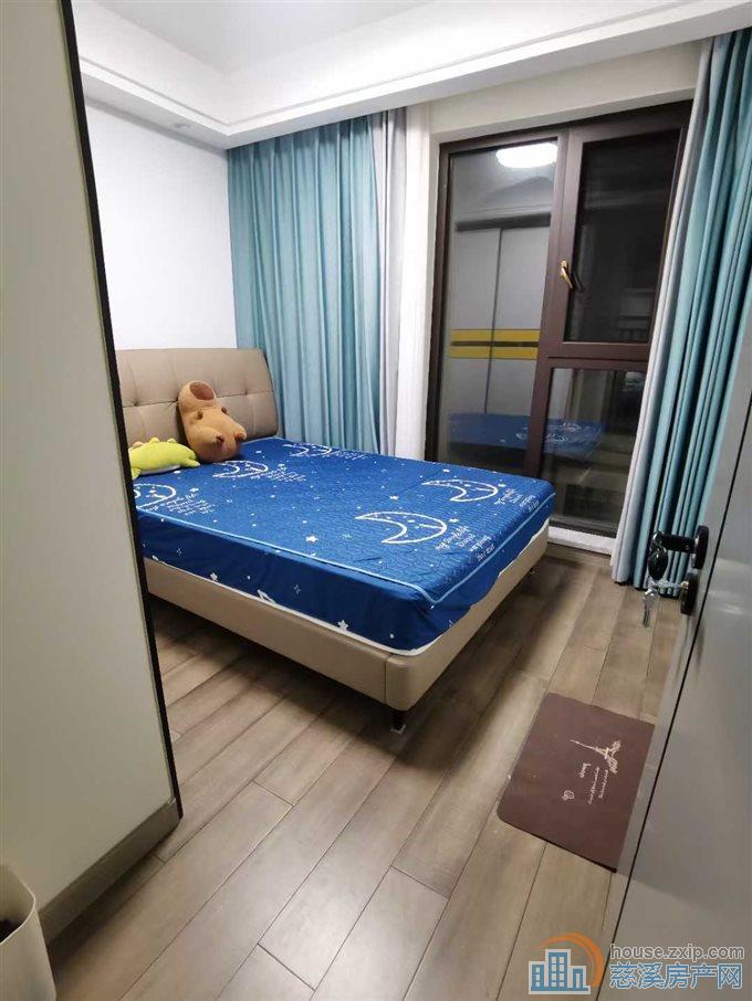 特价急卖中海湖心半岛三室两卫精装直接房源