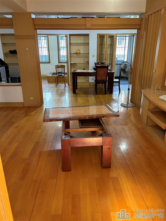 虞波北园低楼层110平方车库116万