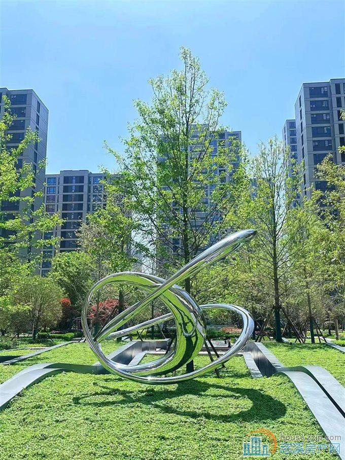 水映天成新房 130平221万 层高3米