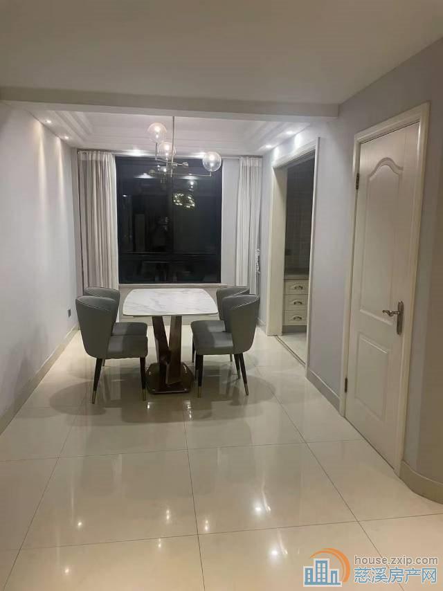 城市桃源精装90平方