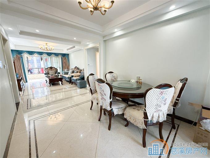 金仕华庭精装自住 中庭位置 带车位