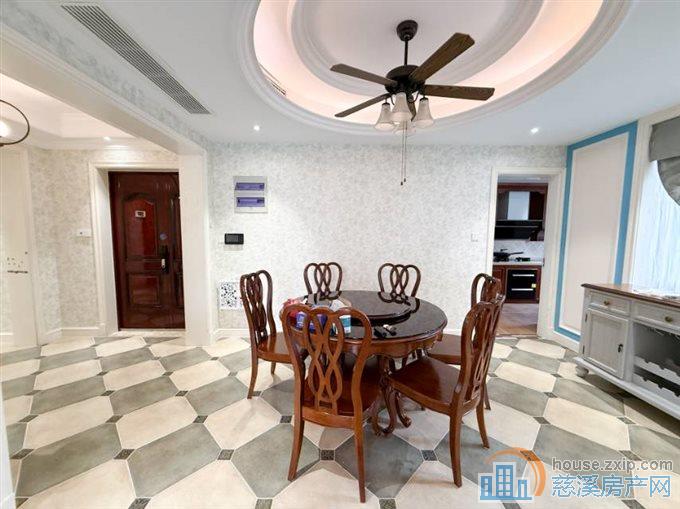 祥生祥园 精装边套 送机械车位