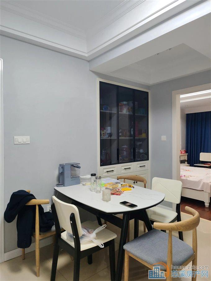 上笆里花苑 精装修 润德小学书包房