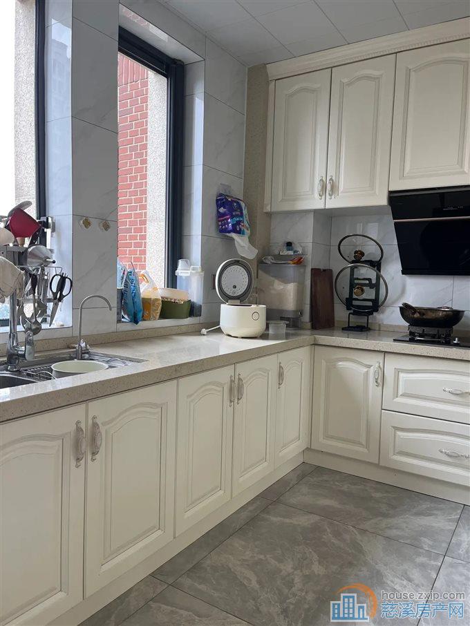 双囍花园 颐园 精装 送双车位 满五唯一